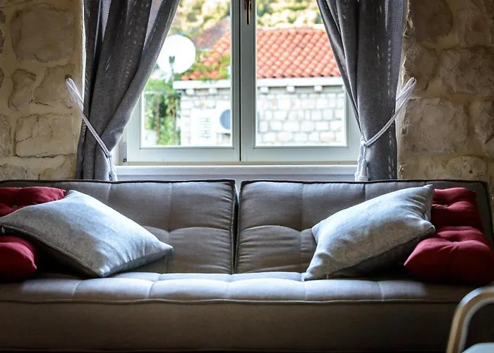 Luxury Dubrovnik 6 Bedrooms Gomila Perfect For Larger Groups Villa Zaton (Dubrovnik-Neretva)