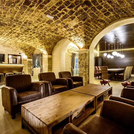 Luxury Dubrovnik 6 Bedrooms Gomila Perfect For Larger Groups Villa