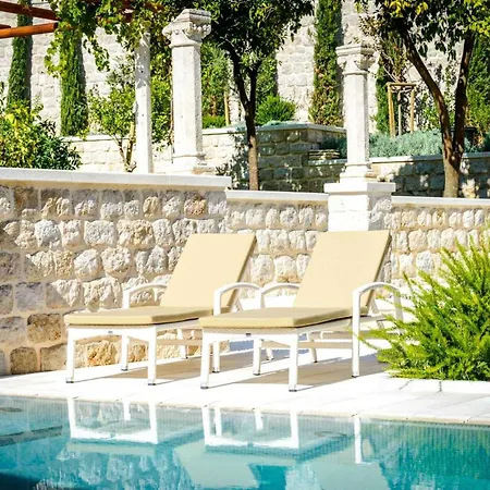 Luxury Dubrovnik 6 Bedrooms Gomila Perfect For Larger Groups Fantastic Sea Views Villa *