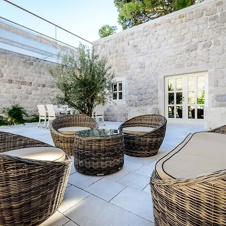 Luxury Dubrovnik 6 Bedrooms Gomila Perfect For Larger Groups Fantastic Sea Views *