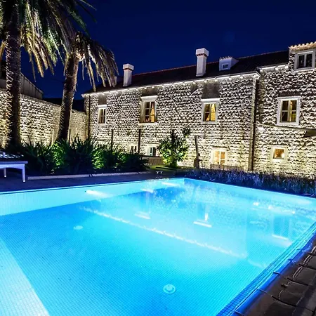 Luxury Dubrovnik 6 Bedrooms Gomila Perfect For Larger Groups Fantastic Sea Views *