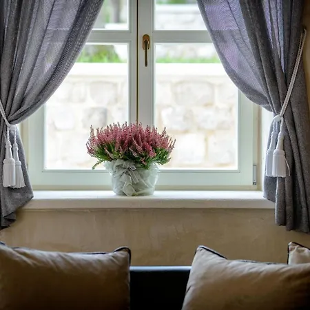 Villa Luxury Dubrovnik 6 Bedrooms Gomila Perfect For Larger Groups *